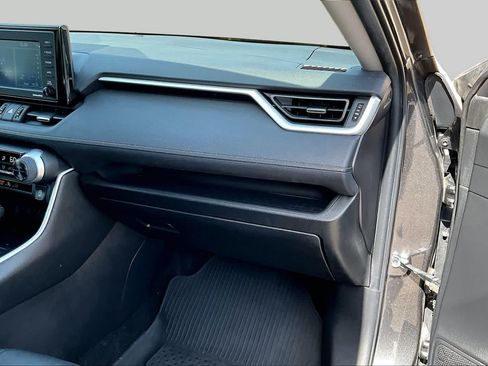 Used 2021 Toyota RAV4 XLE Premium FWD image 21