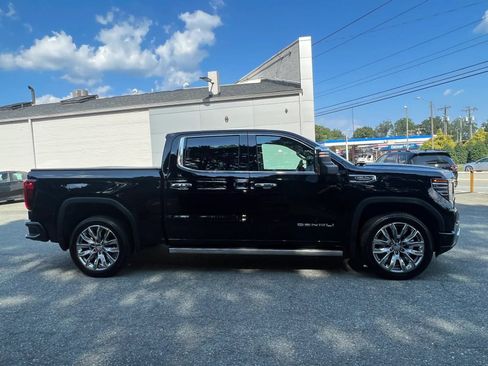 Used 2025 GMC Sierra 1500 Denali w/ Denali Reserve Package AWD/4WD image 3