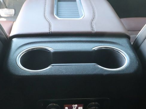 Used 2023 GMC Yukon Denali Ultimate AWD/4WD image 31