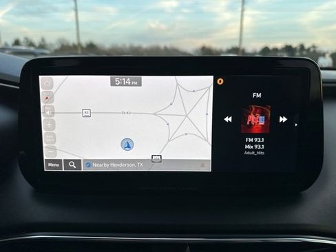 Used 2023 Hyundai Santa Fe SEL w/ Premium Package image 15