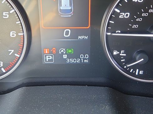 Used 2022 Subaru Outback Touring AWD/4WD image 6