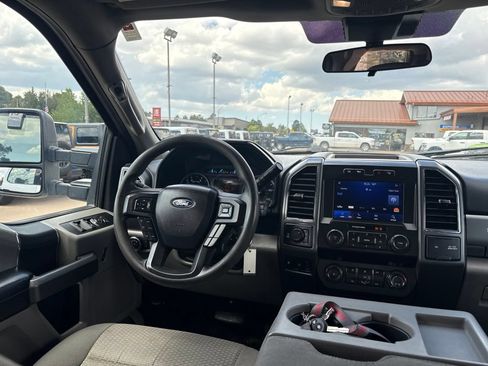 Used 2021 Ford F250 XLT w/ FX4 Off-Road Package AWD/4WD image 13
