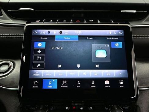 Certified 2021 Jeep Grand Cherokee L Overland w/ Luxury Tech Group IV AWD/4WD image 34