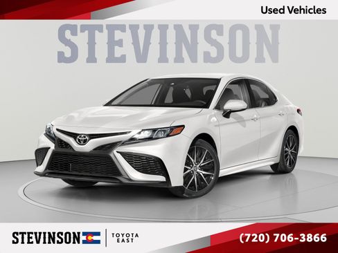 Used 2022 Toyota Camry SE w/ Convenience Package FWD image 1