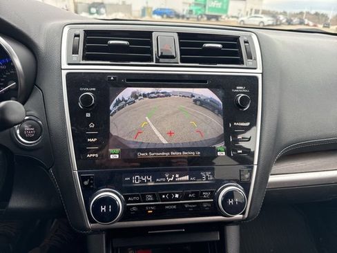 Used 2019 Subaru Outback 3.6R Touring image 9