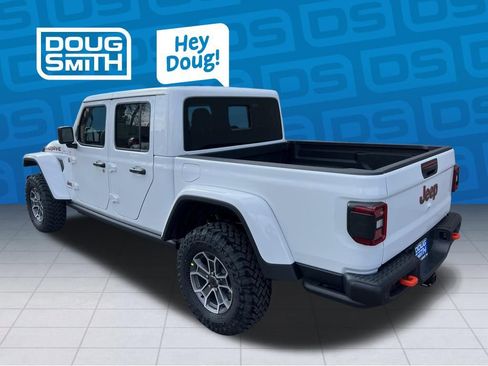 New 2026 Jeep Gladiator Mojave image 4