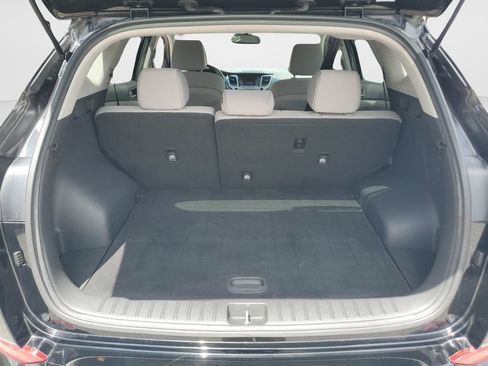 Used 2017 Hyundai Tucson SE w/ SE Popular Package 02 AWD/4WD image 9