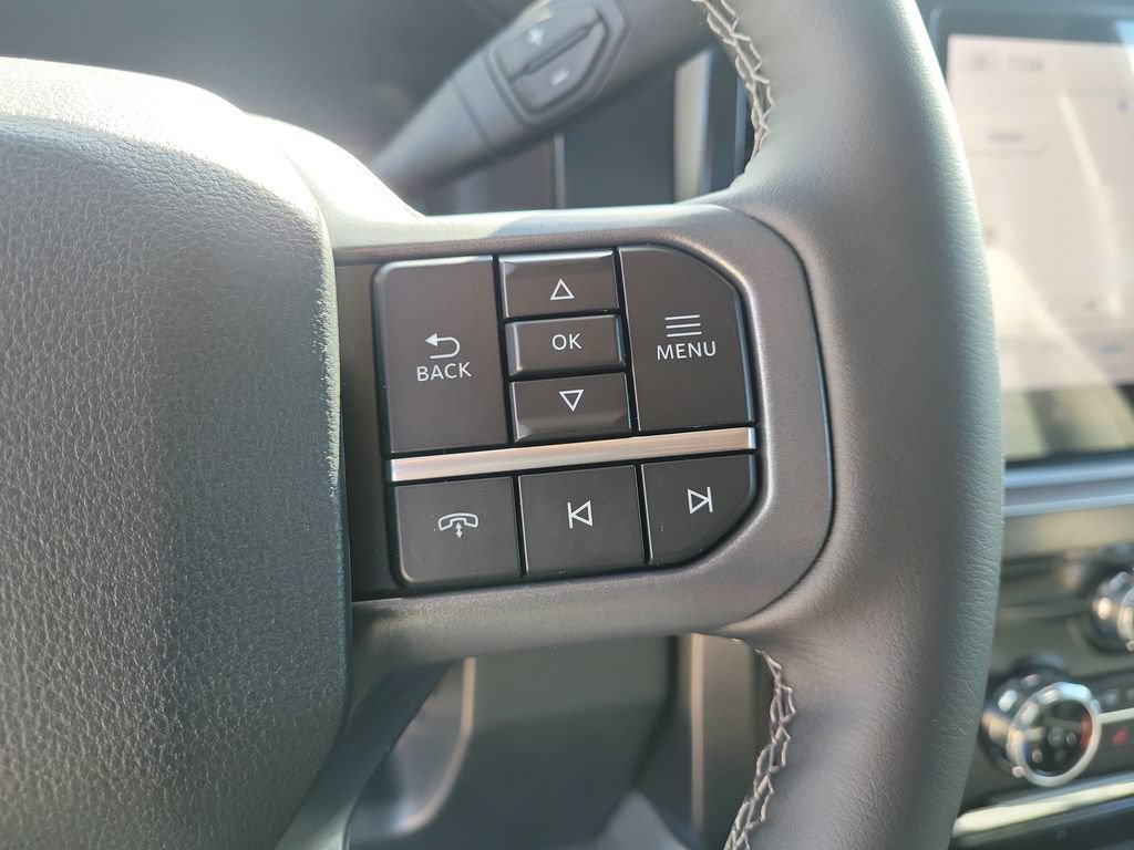 New 2026 Ford F350 Lariat w/ Black Appearance Package AWD/4WD image 16