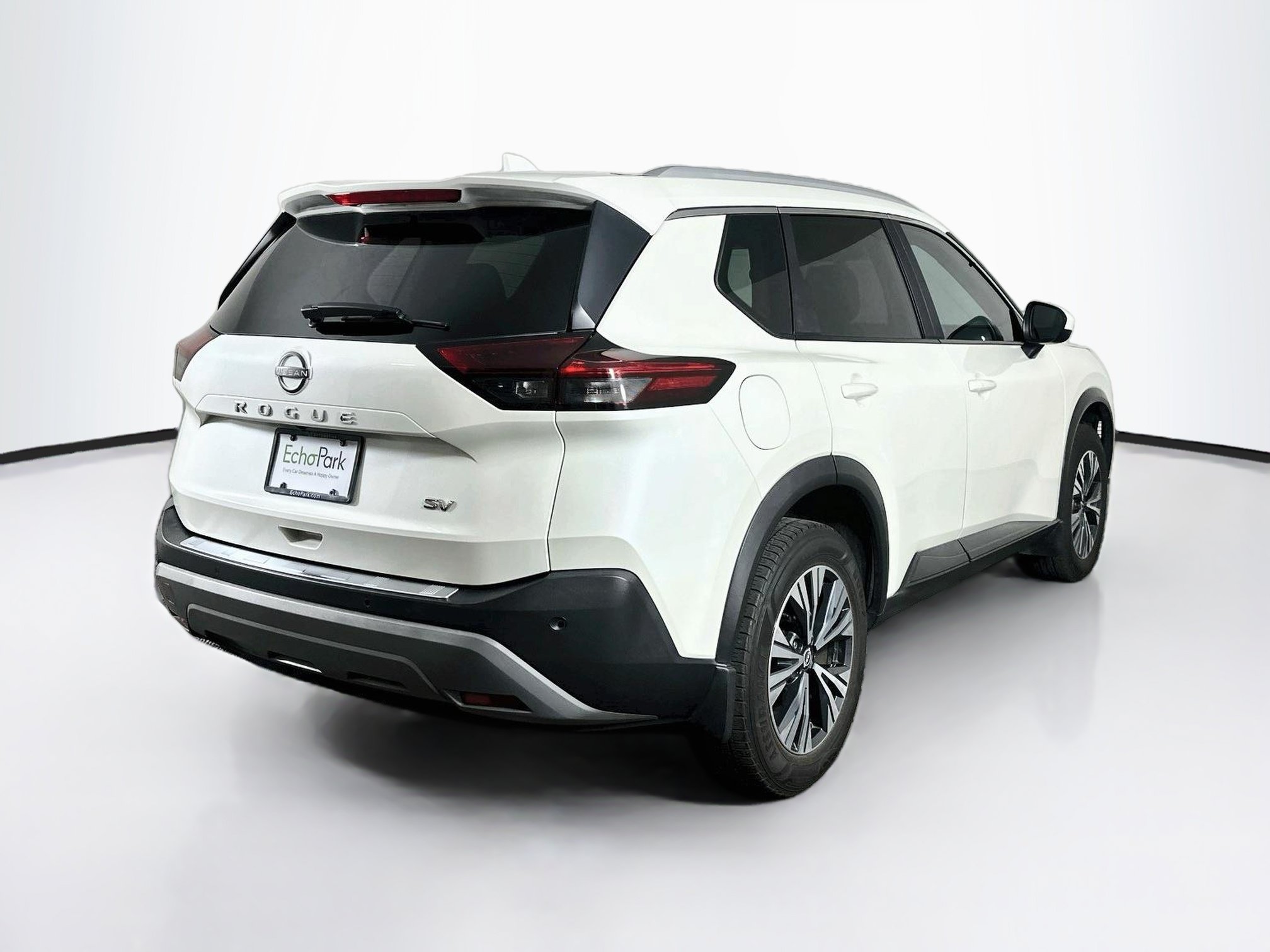 Used 2023 Nissan Rogue SV w/ SV Premium B Package FWD image 9
