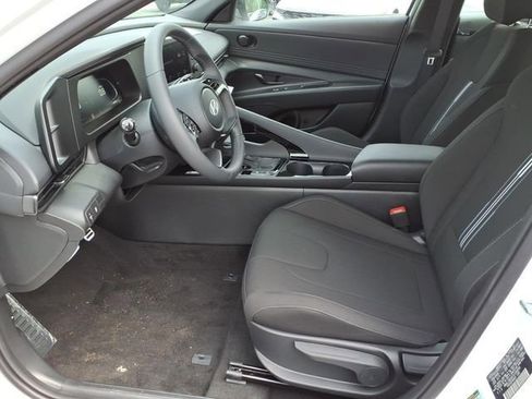 New 2026 Hyundai Elantra SEL Sport Premium FWD image 10