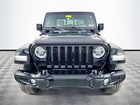 Certified 2022 Jeep Gladiator Overland image 2