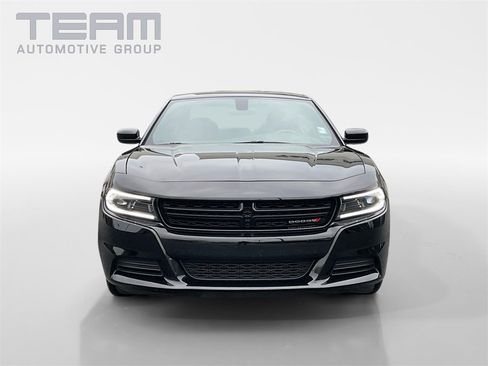 Used 2023 Dodge Charger SXT image 2