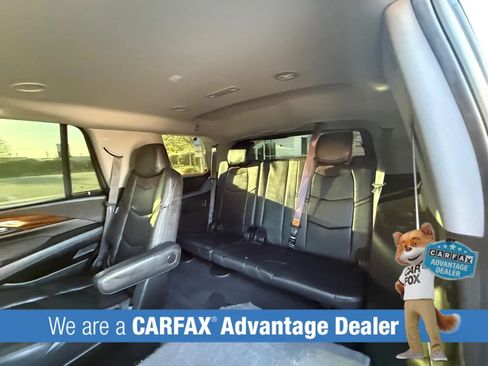 Used 2016 Cadillac Escalade Premium RWD image 26