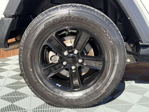 Used 2023 Jeep Wrangler Unlimited Sport AWD/4WD image 20