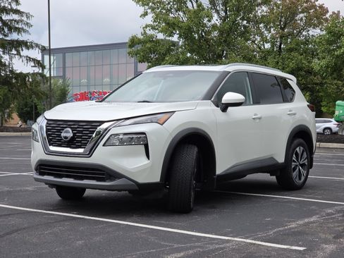 Used 2023 Nissan Rogue SV w/ SV Premium B Package AWD/4WD image 23