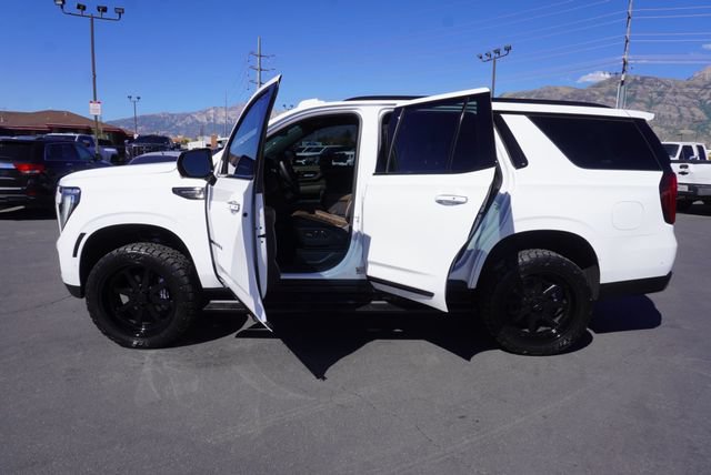 Used 2026 GMC Yukon Denali Ultimate w/ LPO, Floor Liner Package AWD/4WD image 21