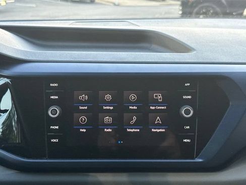 Certified 2023 Volkswagen Taos SE w/ Black Wheel Package FWD image 26