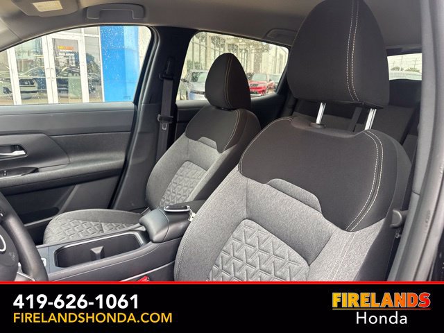 Used 2026 Nissan Kicks SV w/ Cold Weather Package AWD/4WD image 14