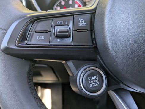 Used 2021 Alfa Romeo Giulia Ti AWD/4WD image 16