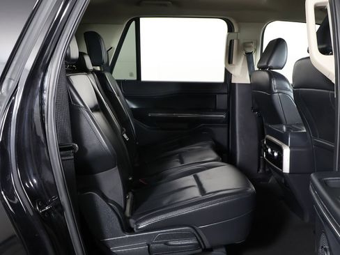 Used 2024 Ford Expedition Max XLT image 32