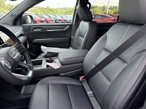 New 2026 GMC Acadia Elevation w/ Black Edition FWD image 11