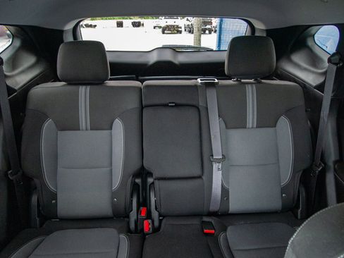 Used 2024 Chevrolet Blazer LT w/ Convenience Package FWD image 25