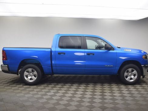 New 2026 RAM 1500 4x4 Crew Cab image 3