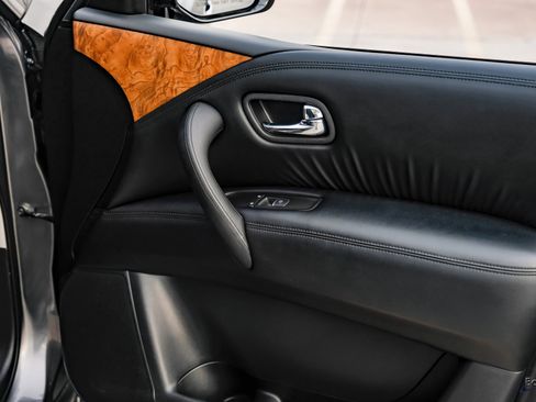 Used 2021 Nissan Armada SL w/ Captain's Chairs Package image 83