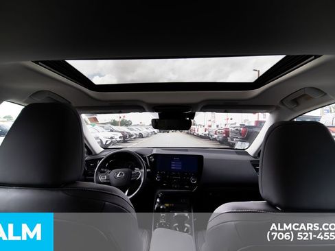 Used 2022 Lexus NX 350h AWD image 17