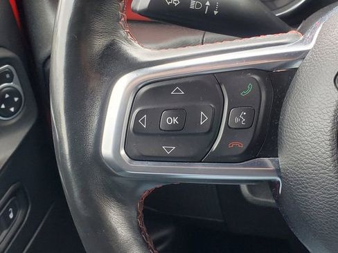 Used 2018 Jeep Wrangler Unlimited Rubicon w/ Dual Top Group image 18