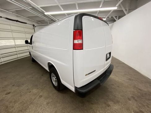 Used 2025 Chevrolet Express 2500 Extended w/ Driver Convenience Package RWD image 4