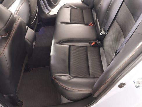 Used 2024 Nissan Altima 2.5 SR FWD image 11