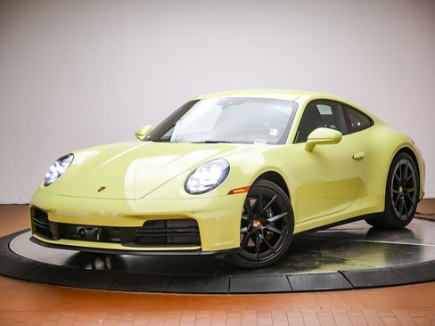 Certified 2025 Porsche 911 Carrera w/ Premium Package RWD image 1
