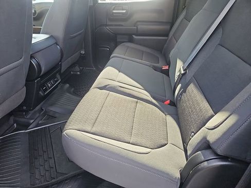 Used 2021 Chevrolet Silverado 1500 LT image 30