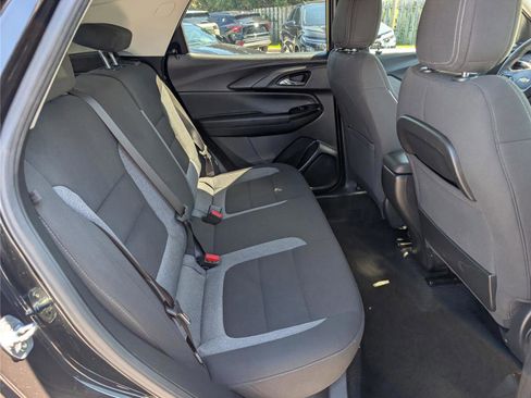 Used 2022 Chevrolet TrailBlazer LS FWD image 12