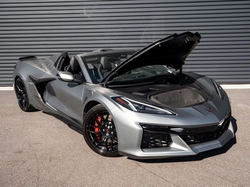 Used 2024 Chevrolet Corvette Z06 w/ Battery Protection Package image 26