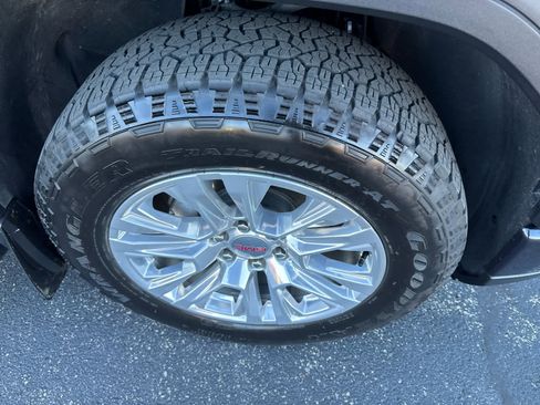 Certified 2023 GMC Sierra 1500 Denali image 13