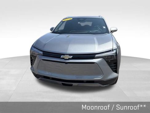 Used 2024 Chevrolet Blazer EV LT AWD/4WD image 5