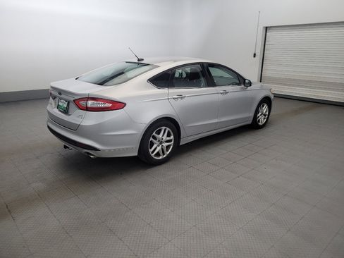 Used 2014 Ford Fusion SE FWD image 10