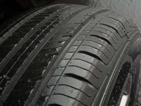 Used 2024 Toyota RAV4 XLE w/ Convenience Package image 29