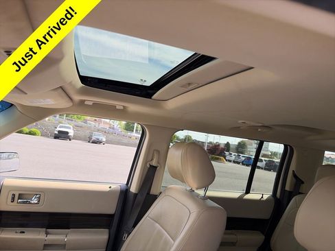 Used 2017 Ford Flex SEL w/ Equipment Group 202A FWD image 3