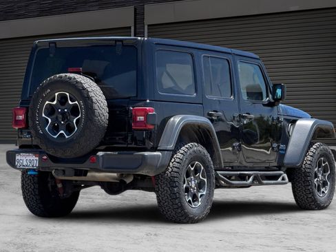 Used 2022 Jeep Wrangler Unlimited Rubicon 4xe w/ Cold Weather Group AWD/4WD image 4