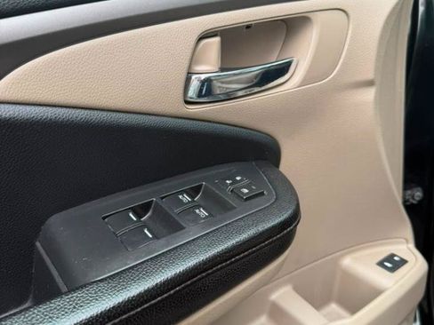 Used 2017 Honda Pilot EX-L image 14
