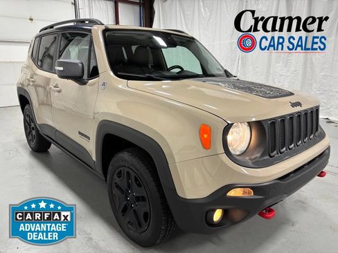 Used 2017 Jeep Renegade Trailhawk AWD/4WD image 1
