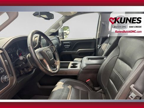 Used 2018 GMC Sierra 3500 Denali w/ Duramax Plus Package AWD/4WD image 22