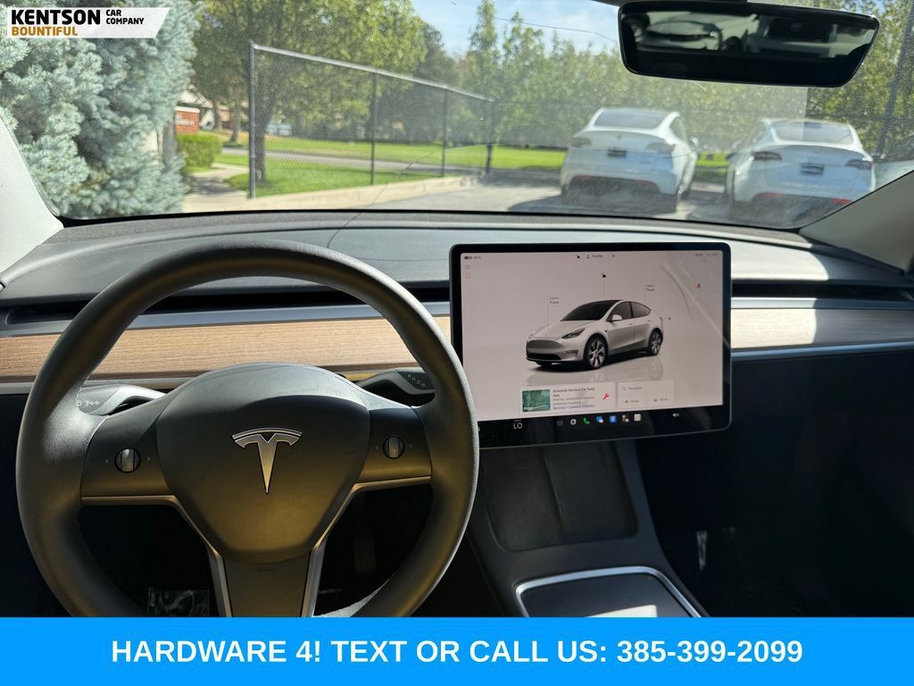 Used 2023 Tesla Model Y Long Range AWD/4WD image 17