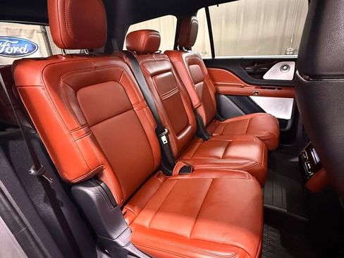 Used 2025 Lincoln Aviator Reserve w/ Equipment Group 201A AWD/4WD image 22