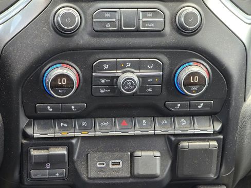 Used 2019 Chevrolet Silverado 1500 LT Trail Boss AWD/4WD image 21