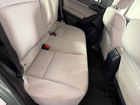 Used 2018 Subaru Forester 2.5i Premium AWD/4WD image 18
