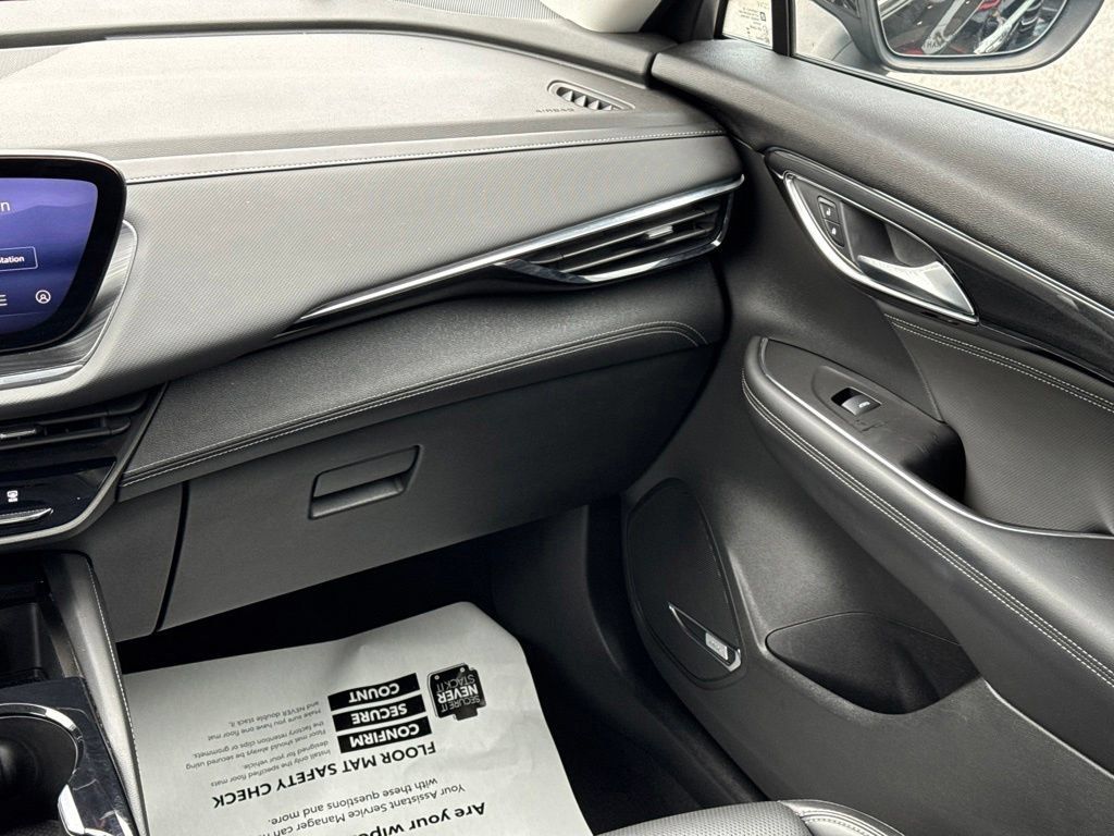 Used 2024 Buick Envision Preferred AWD/4WD image 20